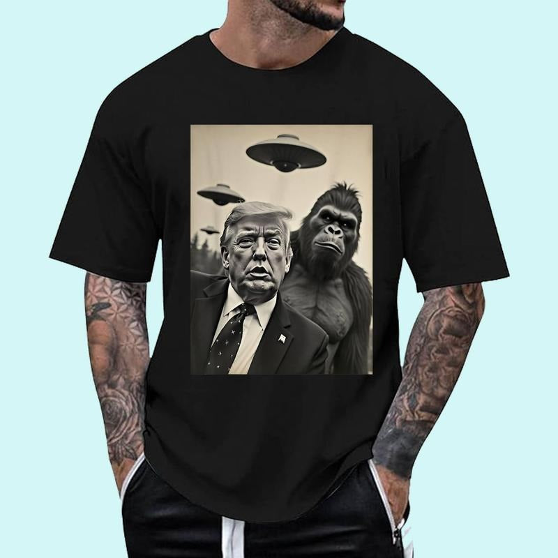 [100% Cotton Shirt] Funny trump bigfoot Selfie with UFOs Weird Alien Unisex T-Shirt Hoodie, Sweatshirt | HypeDripTees.com