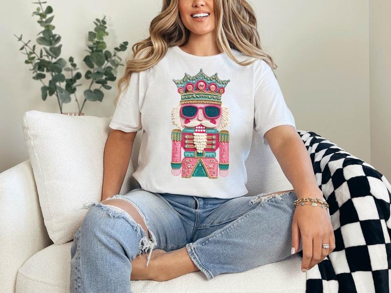 #384 - Faux Latch Hook Yarn Embroidery Nutcracker, Christmas Holiday Shirt Design, Tee T-shirt Shirt Print Unisex...