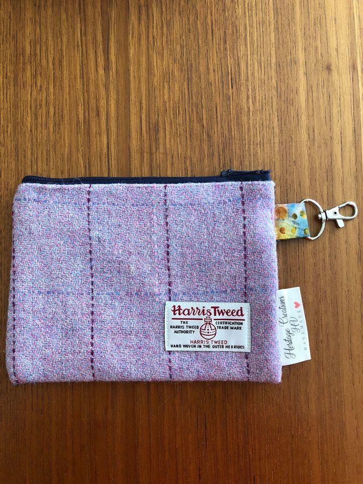 Harris Tweed Zipper Pouch with cotton lining – Pink Herringbone Plaid