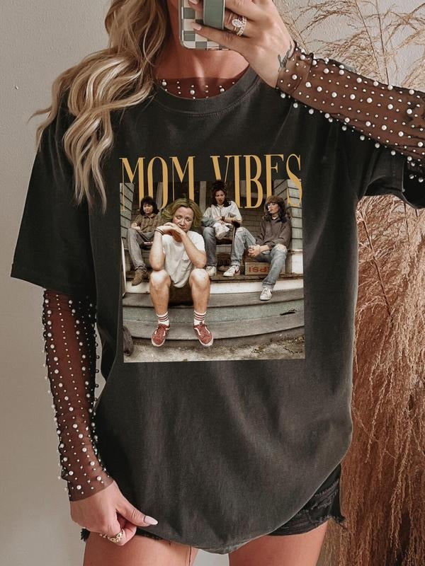90s Mom Vibes T-Shirt Funny Retro Mama Tee Vintage Nostalgia Mom Shirt Hoodie, Sweatshirt | HypeDripTees.com