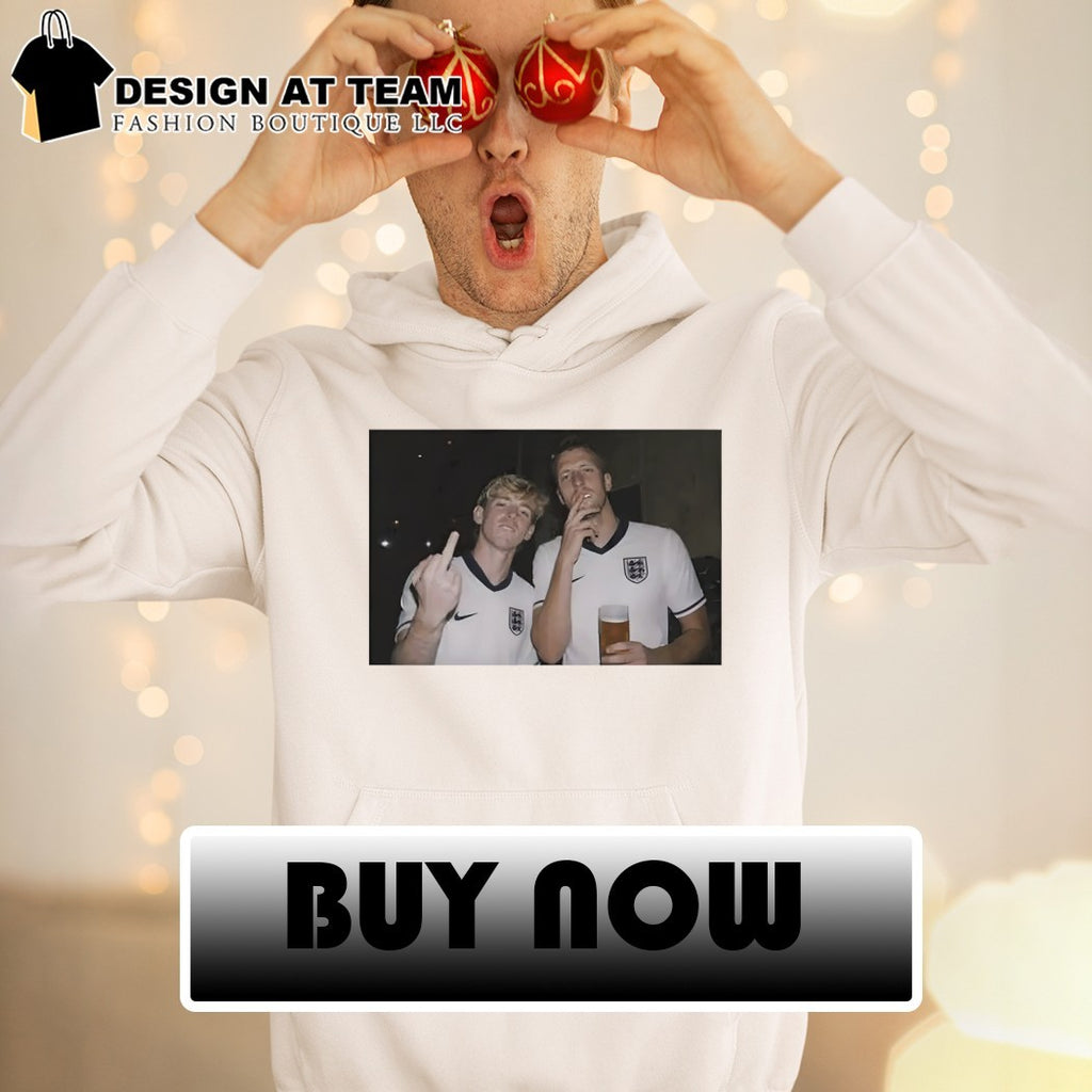 Anthony Gordon and Dan Burn middle finger England Soccer World Cup 2026 shirt