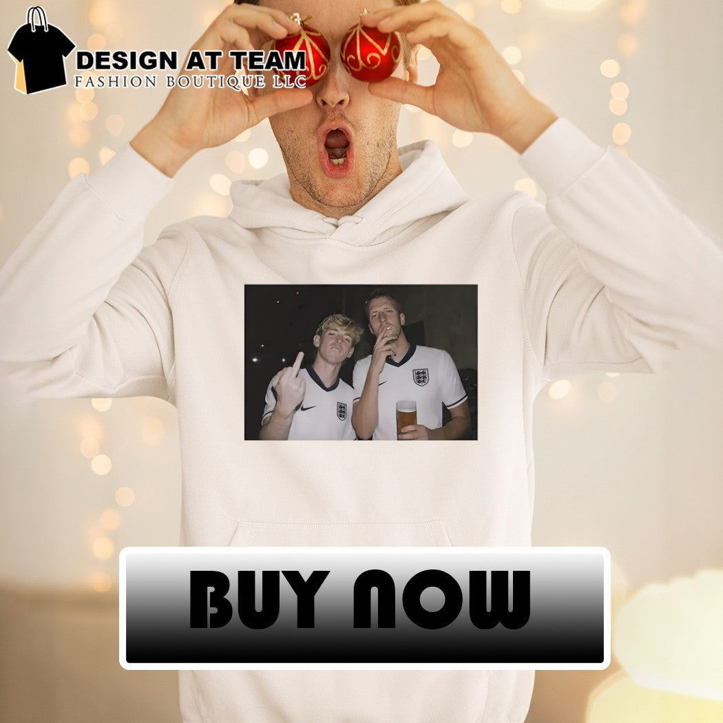 Anthony Gordon and Dan Burn middle finger England Soccer World Cup 2026 shirt