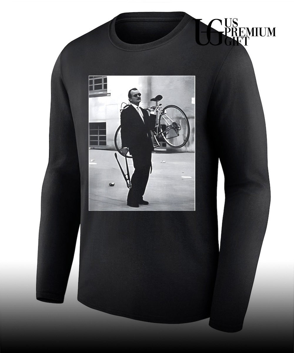 Bill Murray carrying a Bicycle in Rushmore T-shirt