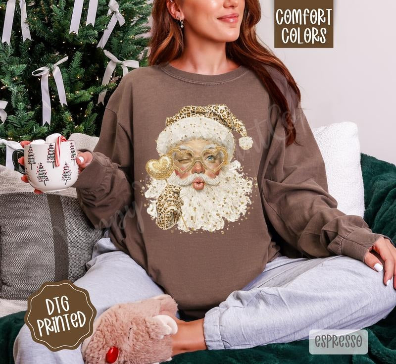 Bougie Leopard Santa Comfort Colors Long Sleeve T-Shirt, Cute Women's Christmas Tee Hoodie, Sweatshirt | HypeDripTees.com