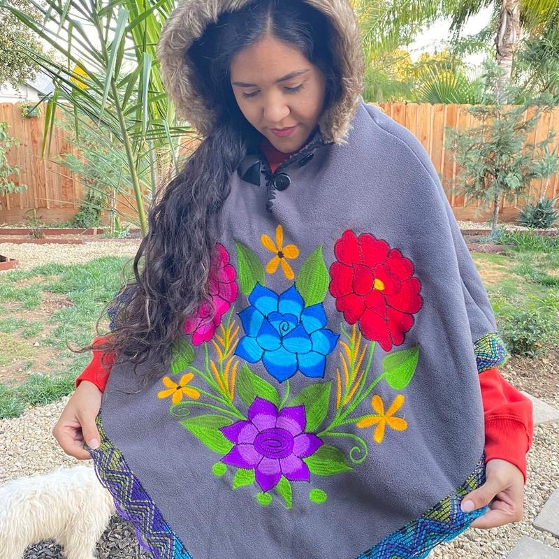Capas bordadas hoodies Sweatshirts Womenswear T-Shirts | HypeDripTees.com