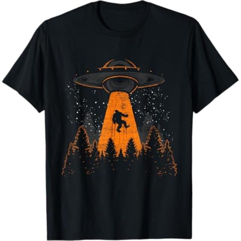 Casual T-shirt Bigfoot Sasquatch UFO Alien Abduction Yeti Cryptid Bigfoot T-Shirt Graphic Graphic Tees Hoodie, Sweatshirt
