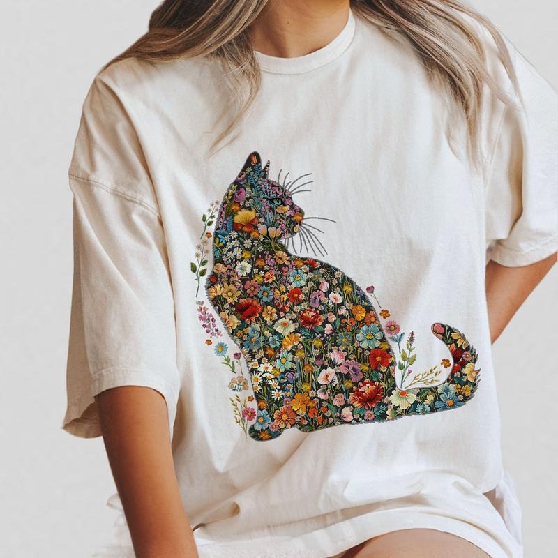 Cat Mom Shirt, Floral Cat Shirt, Flower Cat Tee, Comfort Shirt for Her, Cat Lover Shirt, Vintage Animal Lover Tee, Cat...