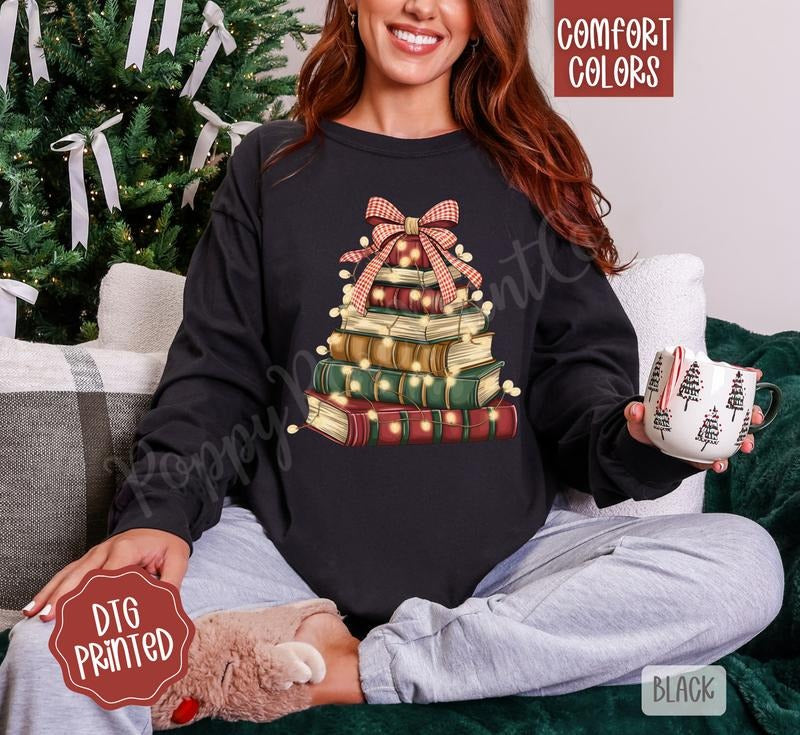 Christmas Book Tree Comfort Colors Long Sleeve T-Shirt, Cute Women's Holiday Reading Tee Hoodie, Sweatshirt