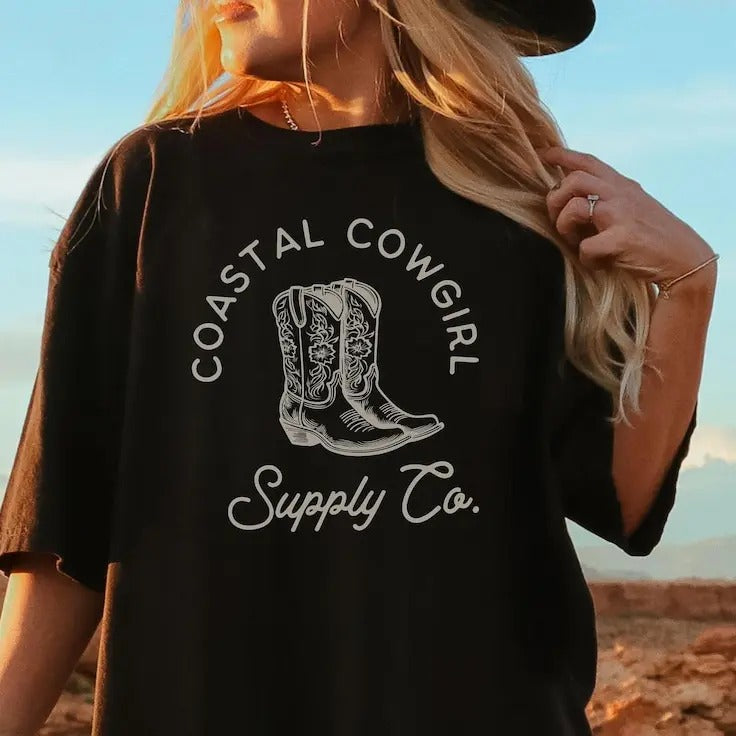 Coastal Cowgirl Shirt, Country Western TShirt, Boho Cowgirl Crewneck Tee, Beach Cowgirls, Cowgirl Surf T-Shirt, Retro...