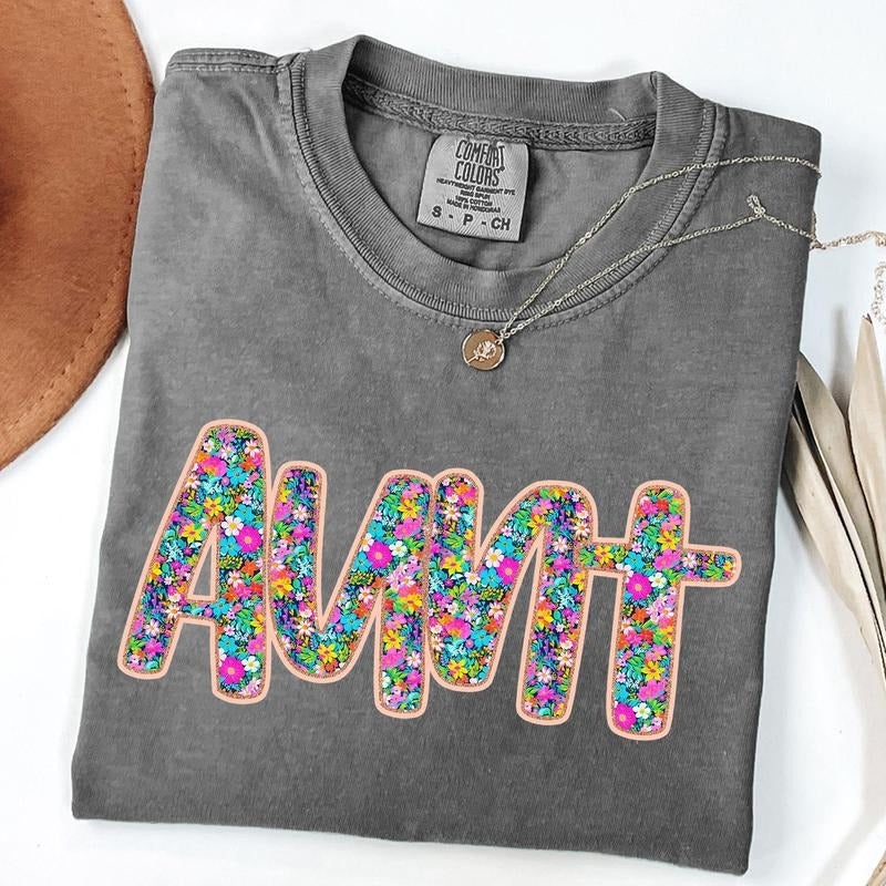 Comfort Colors Floral Aunt Shirt - Floral Graphic Tee - Mother's Day Gift - Vintage Style Tee - Aesthetic Spring Shirt