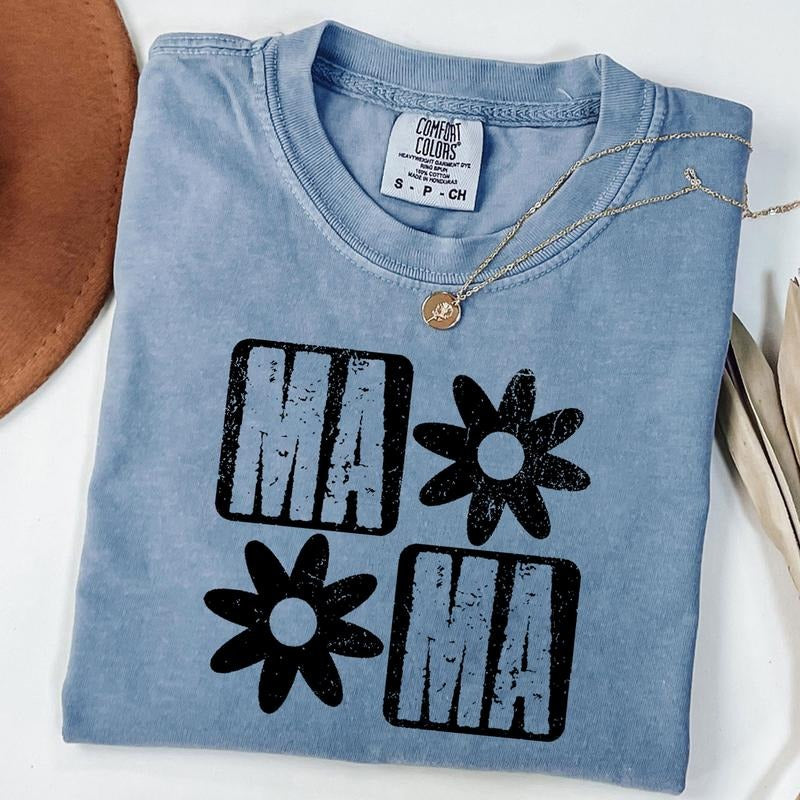 Comfort Colors Floral Mama T-Shirt - Vintage Floral Tee - Mothers Day Gifts - Retro Mama Shirt - Wildflowers Mama Tee