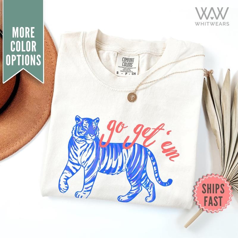 Comfort Colors Go Get 'Em Tiger T-Shirt, Comfort Colors Retro Tiger T-Shirt, Aesthetic T-Shirt, Vintage Inspired Shirt,...
