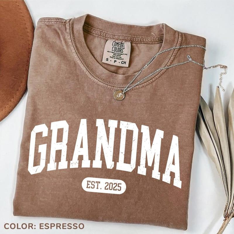 Comfort Colors Grandma T-shirt, Mom Gift For Grandma T-shirt, Mothers Day Gift, Nana Tee, Tante Tshirt, Tia Tshirt, Mama...