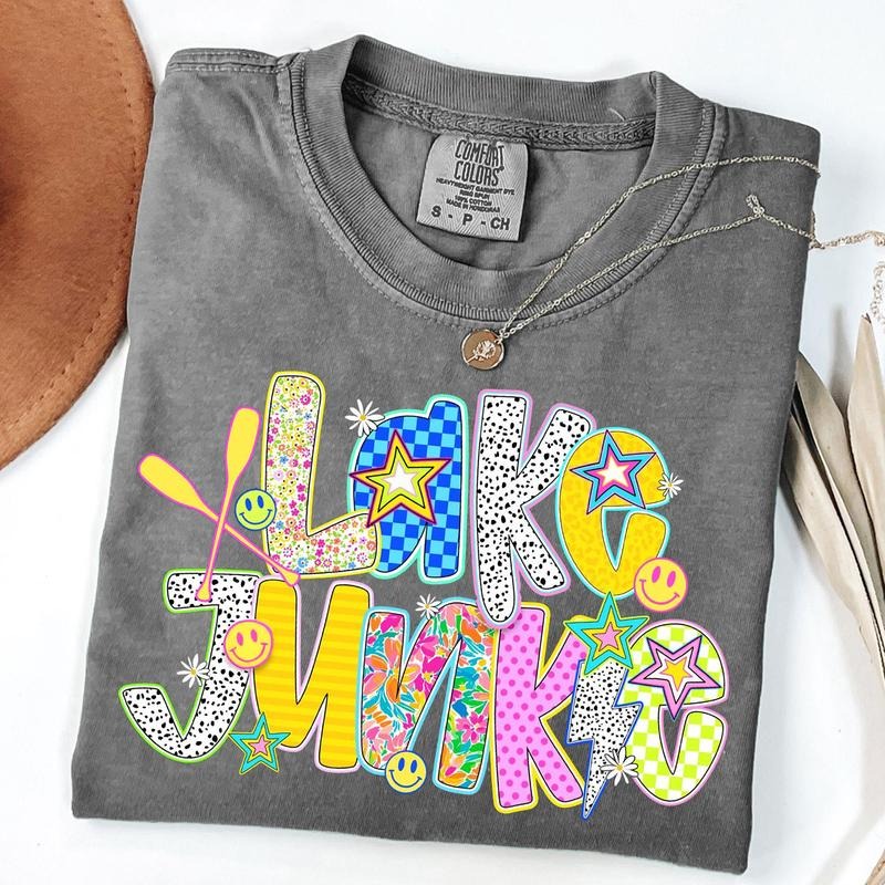Comfort Colors Lake Junkie Tee, Summer Vibes Shirt, Girl Lake Trip Vacation T-Shirt, Kayak Summer Shirt Hoodie, Sweatshirt