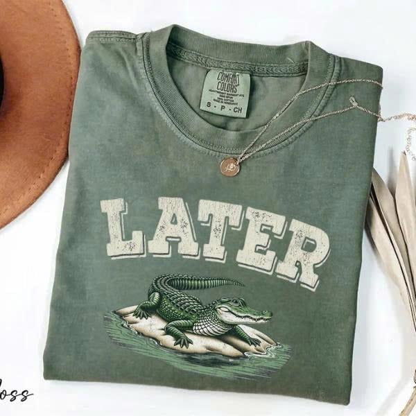 Comfort Colors Later Gator Shirt, Retro Alligator tee, Vintage distressed, Trendy Cute Funny animal, oversized t-shirt,...