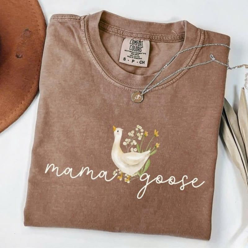 Comfort Colors Mama Goose T-Shirt, Floral Goose Mom Tee, Vintage Mother's Day Gift, Goose Birthday Tee For Mom, Gif For...