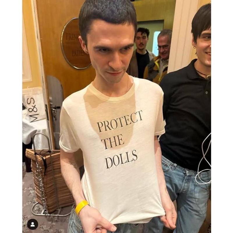 Comfort Colors Protect The Dolls Unisex T-Shirt, Casual Tee, Gift for Doll Lovers, Vintage Style Spooky Shirt, Halloween...