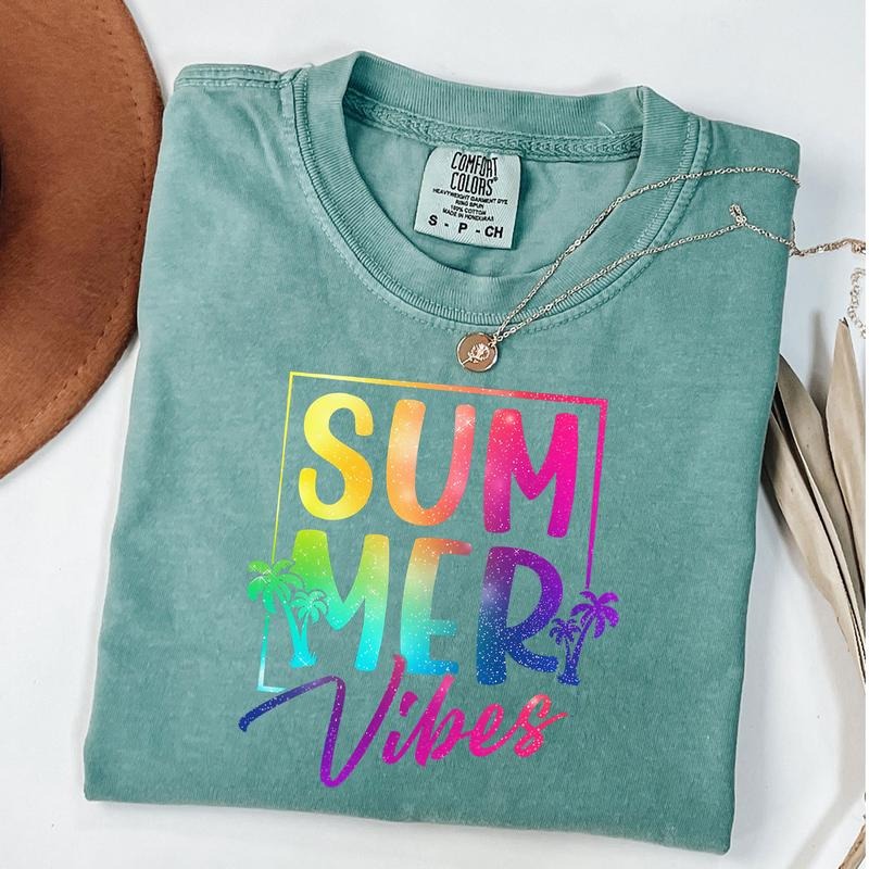 Comfort Colors Summer Vibes T-Shirt, Glitter Beach Shirt, Tropical Sunset Tee, Retro Summer T-Shirt, Coastal Vibes Shirt,...