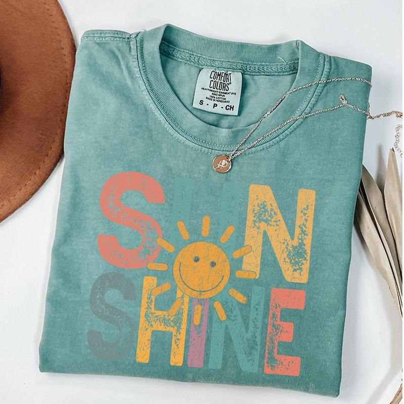 Comfort Colors Vintage Sunshine Shirt, Hello Sunshine T-Shirt, Retro Beach Vacation Shirts, Beachy Vibes Shirts, Retro...