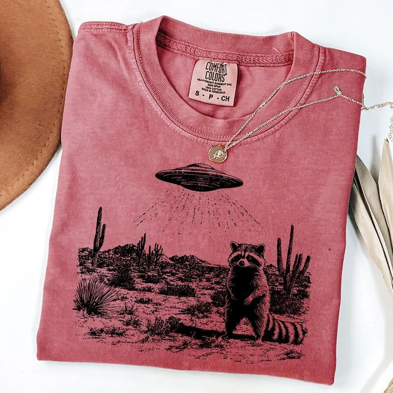 Comfort Colors Vintage UFO Cowboy Raccoon Shirt Retro 90s Western Te Rodeo Shirt Wild West Funny Gag T-Shirts, Hoodie, Sweatshirt