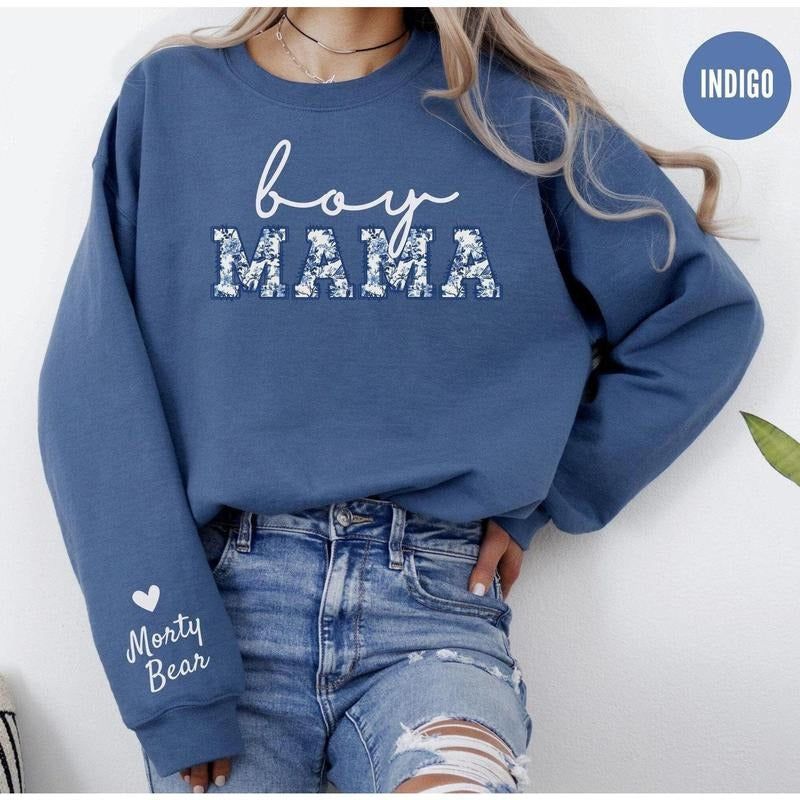 Custom Boy Mama Sweatshirt Toile Boy Mom Crewneck with kids Names Sweater, Baby Reveal Outfit, Personalized Floral...