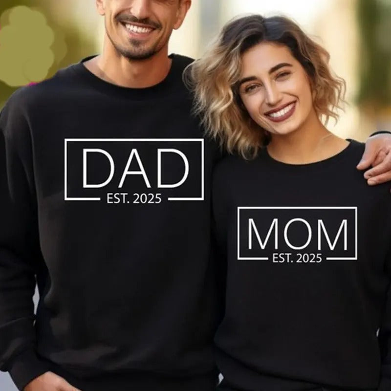 Dad Est. 2025 Sweatshirt, Mom Est. 2025 Sweater, Baby Announcement, Dad Hoodie,New Mom Hoodie, Pregnant Gift, New Dad...