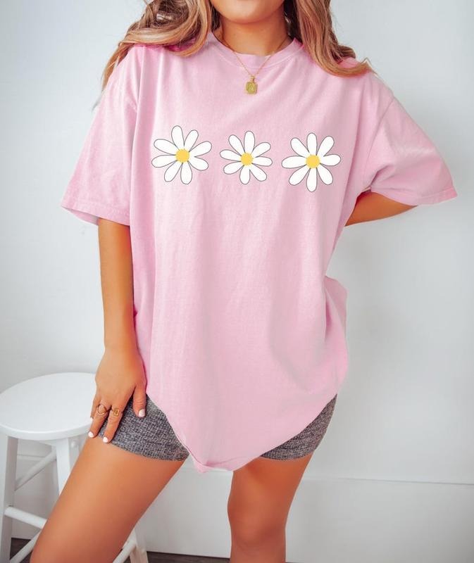 Daisy Shirt, Wildflower Shirt, Floral Shirt Gift, Birth Month Flower, Gift For Sister, Summer Shirt Hoodie, Sweatshirt