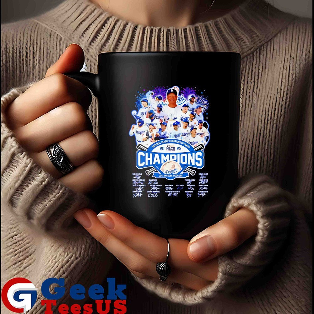 Dave Roberts coach and Los Angeles Dodgers baseball 2024-2025 World Series National League Champions shirt
