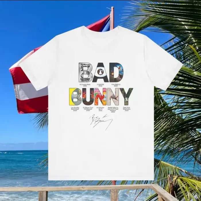 Debi Tirar Mas Fotos Shirt, B Bunnyyyy T Shirt Hoodie, Sweatshirt | HypeDripTees.com