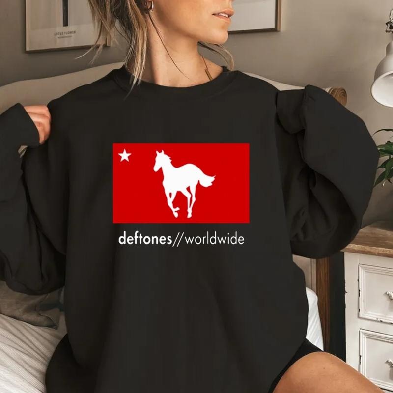 Deftoness Hoodie, Vintage Style Shirt, Metal Band, Rock Band Merch, Unisex Sweater Pullover Tee Sweatshirt | HypeDripTees.com
