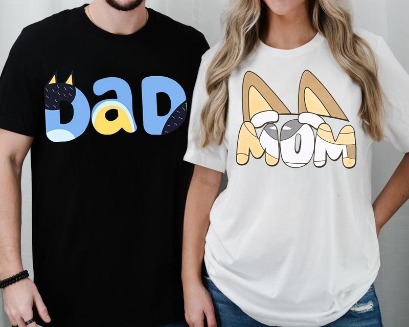 Dog Mom Shirt Mom and Dad Shirts Couple Hoodie, Sweatshirt | HypeDripTees.com