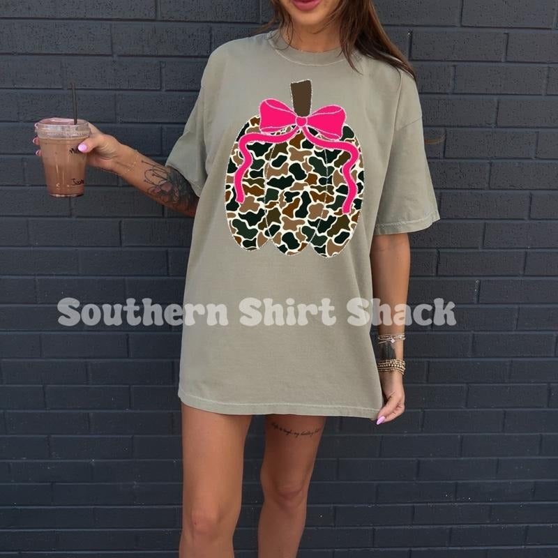 Duck Camo Pumpkin T shirt  | Khaki comfort colors t shirt | Cute Fall T shirt | Fall T shirt Hoodie, Sweatshirt