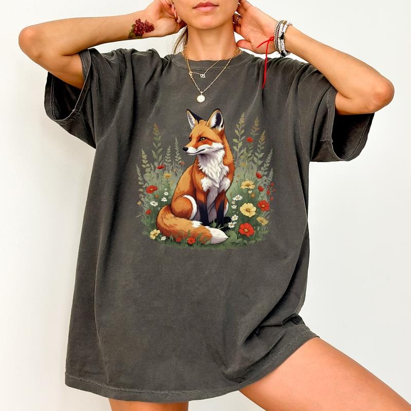 Floral Fox Shirt Comfort Colors, Forest Fox Crewneck, Animal Lover Gift, Forestcore Women Tee, Fairycore Shirt, Autumn...