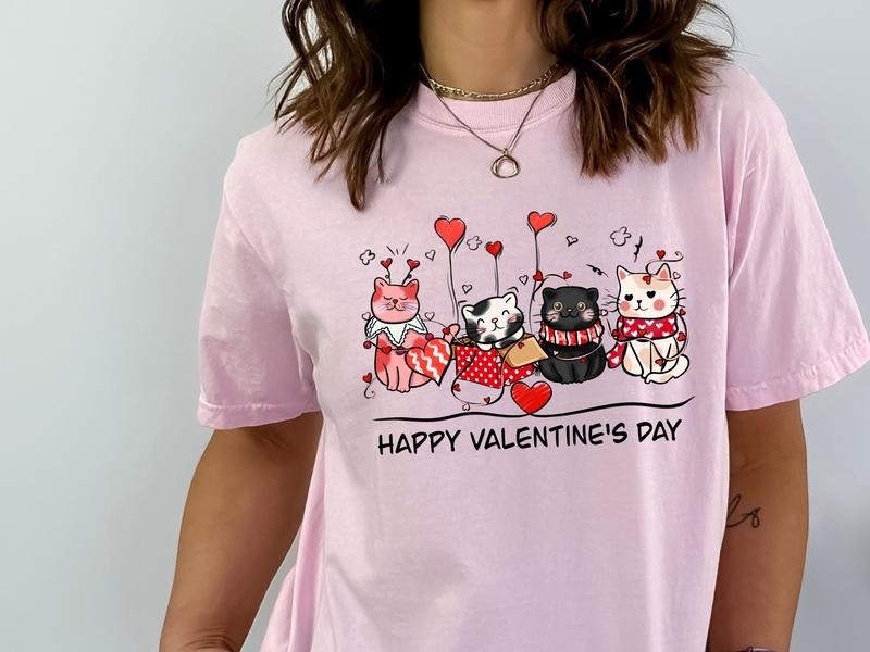 Happy Cat Lovers Top & T-Shirts, Hoodie, Sweatshirt