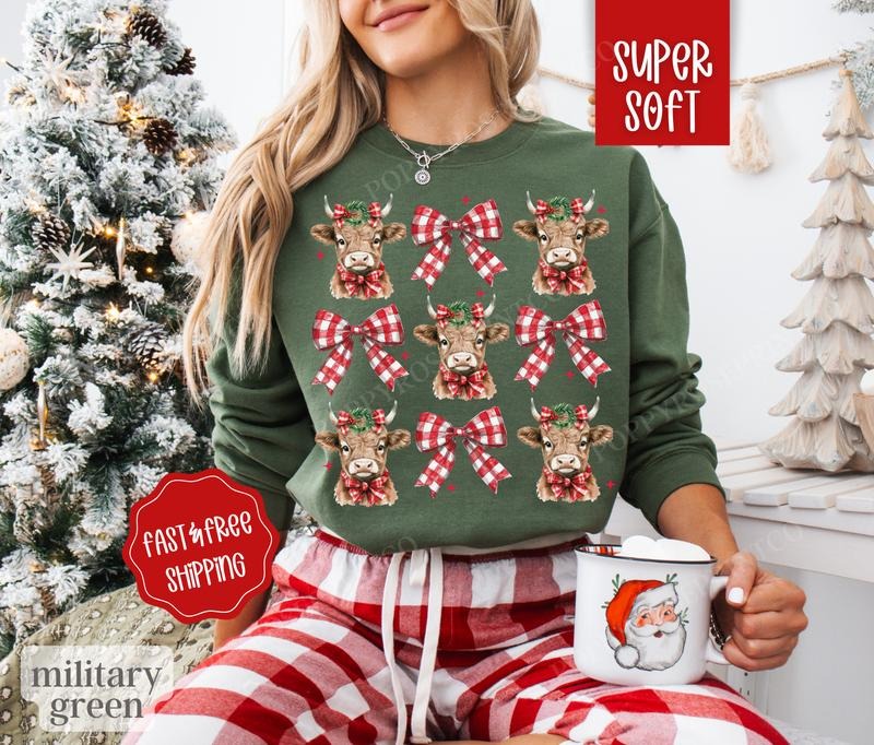 Highland Cow Christmas Sweatshirt, Christmas Sweater, Women's Holiday Crewneckstyle{n002}2 T-Shirts, Hoodie