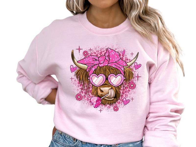 Highland Cow Valentine's Day Women's Top & Sweatshirt T-Shirts, Hoodie | HypeDripTees.com