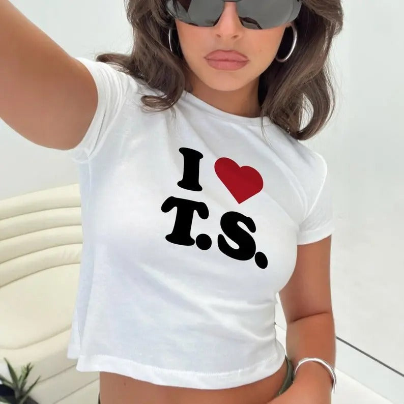 I Heart T.s Baby Tee, I Love T.s Shirt Cropped Lady Hoodie, Sweatshirt | HypeDripTees.com