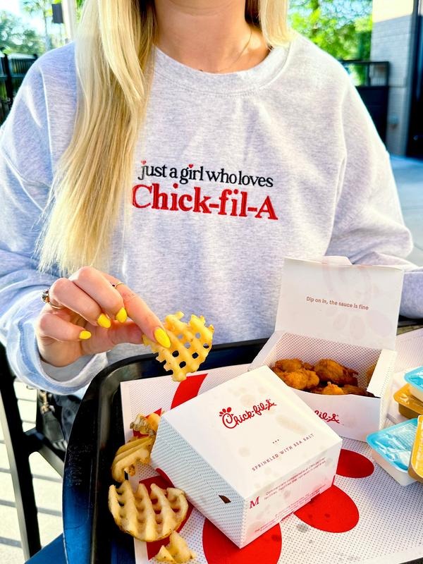 'Just A Girl Who Loves Chick-fil-A' Crewneck Sweatshirt T-Shirts, Hoodie | HypeDripTees.com