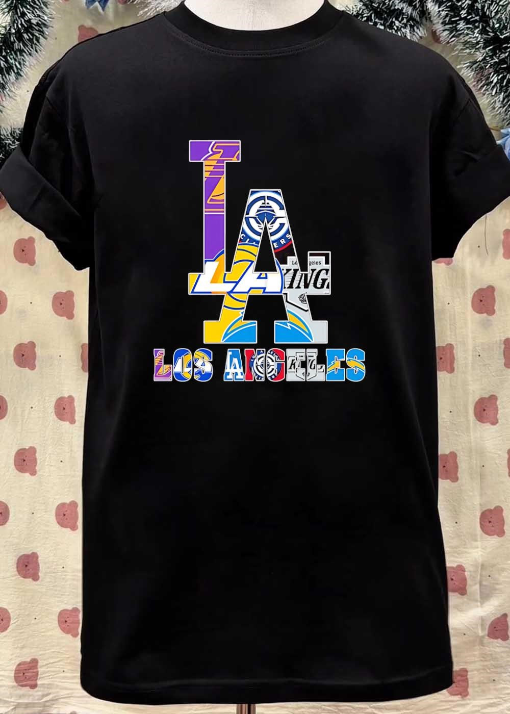 LA Lakers Clippers Kings Rams Chargers Logo Los Angeles T-Shirt