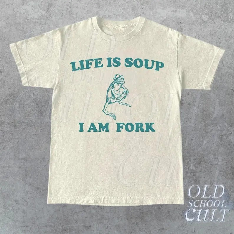 Life Is Soup I Am Fork Frog Graphic T Shirt, Unisex Funny Retro Shirt, Funny Frog Meme Tee, Vintage Style Relaxed Cotton...