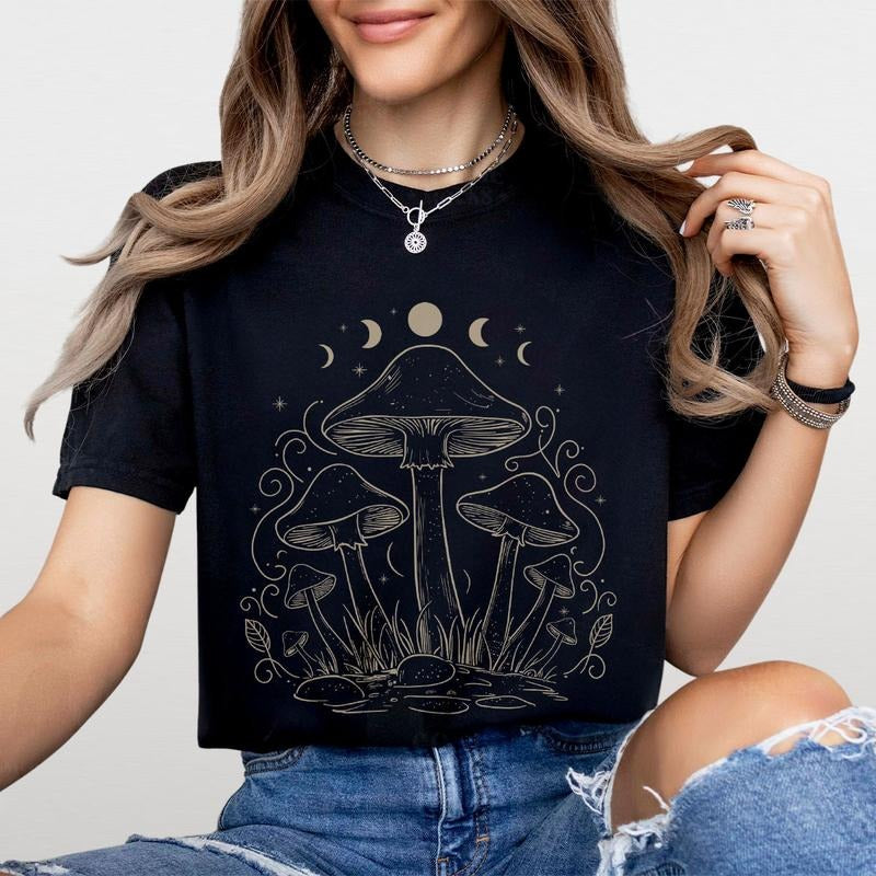 Magic Mushroom Shirt, Comfort Shirt for Her, Vintage Aesthetic Mushroom Shirt, Vintage Nature shirt, Botanical T-shirt,...