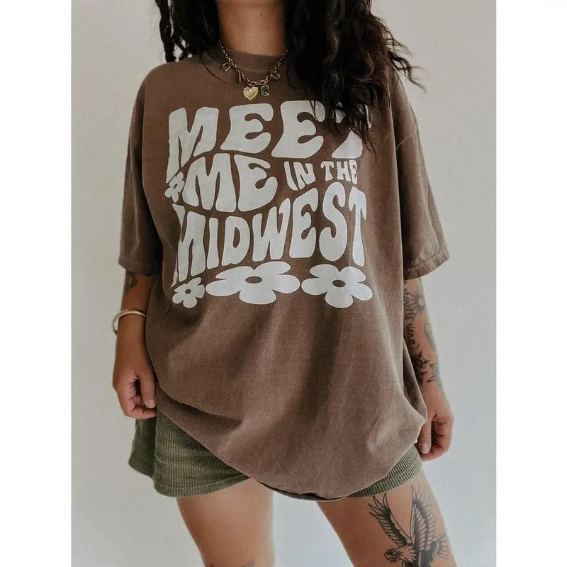 Meet Me In The Midwest Tee, midwesterner shirt, Midwest is best, trendy Midwest tee Hoodie, Sweatshirt | HypeDripTees.com