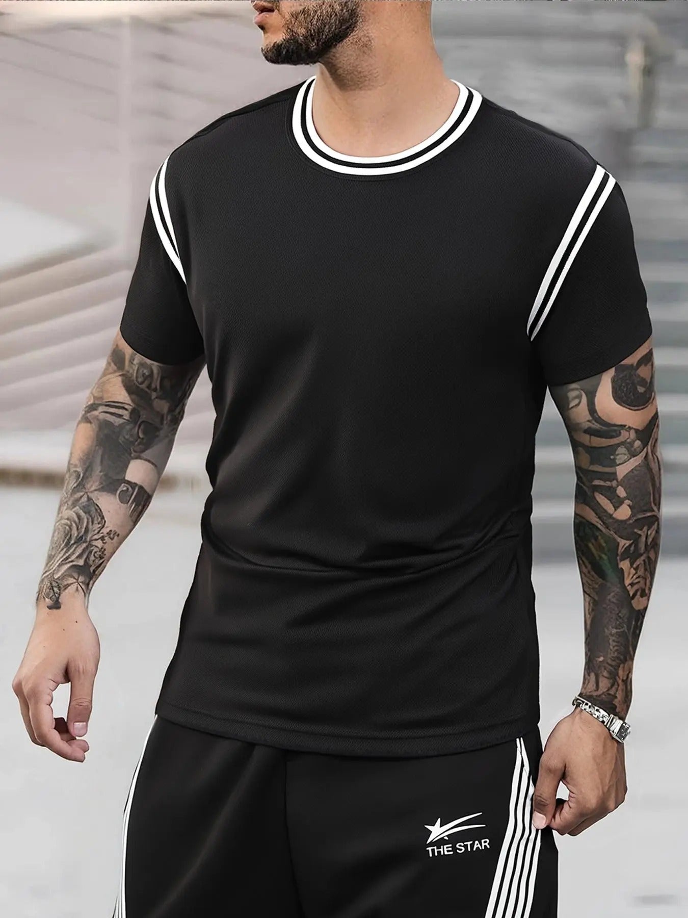 Men's Regular Fit Striped Trim Short Sleeve Tee, Casual Breathable Round Neck T-shirt for Summer, Fashion Men's Top for...