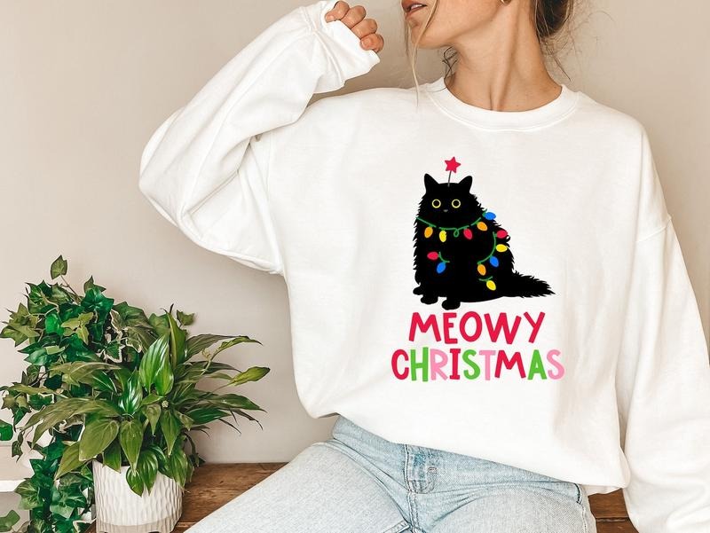 Meowy Christmas Shirt, Cat Christmas Sweatshirt, Cat Lover Xmas T-Shirt, Christmas Cat Mom Sweater, Catmas Gift For New...