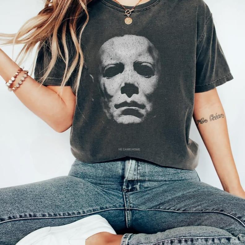 Michae3l Mye3rs Vintage Halloween T-shirt. Retro Horror Shirt. Fall Halloween Gifts. Horror Gift. Hoodie, Sweatshirt
