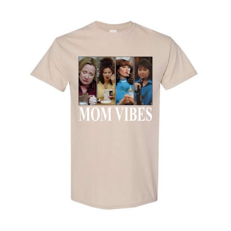 Mom Vibes Shirt 70's Show Fun, Kitty Mom Vibes Shirt, Happy Mother's Day, Gift For Mom Hoodie, Sweatshirt | HypeDripTees.com