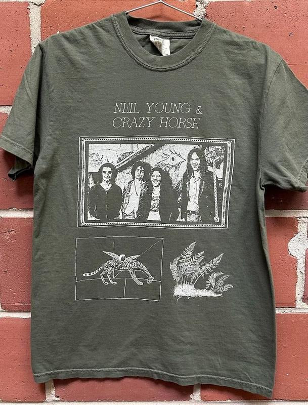 Neil Young fan art T-shirt Hoodie, Sweatshirt | HypeDripTees.com
