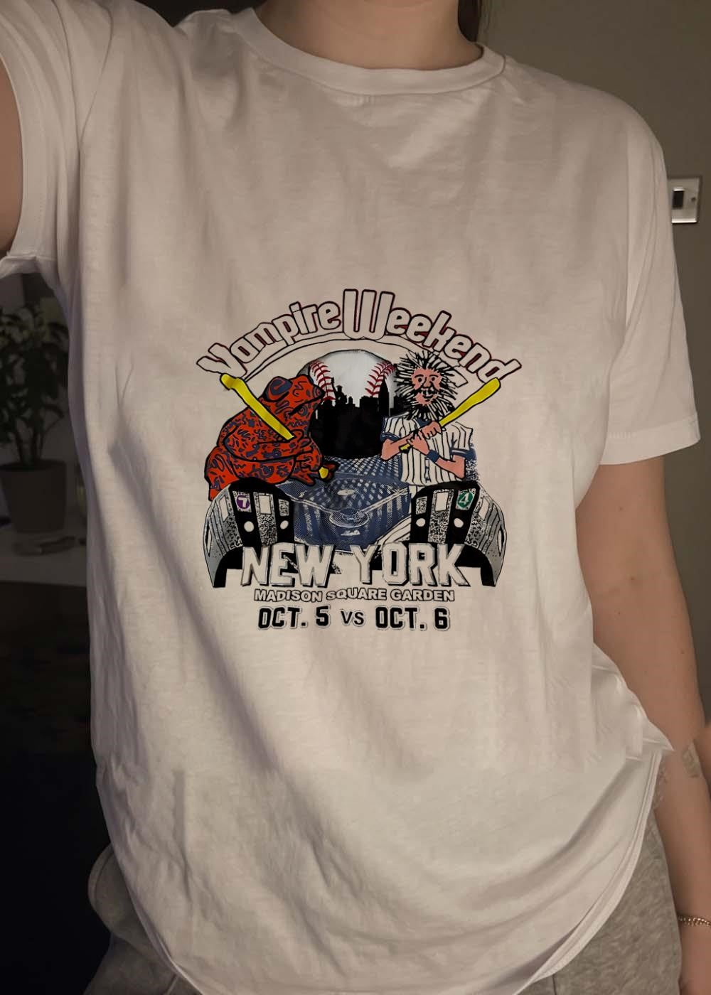 New York Madison Square Garden Vampire Weekend Toad Baseball October T-Shirt