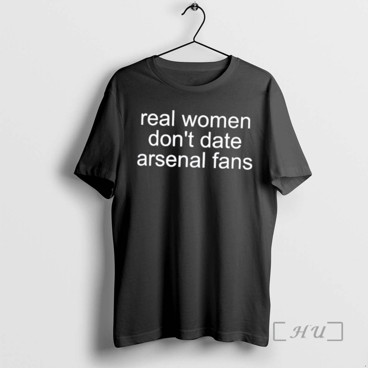 Officials Real Women Dont Date Arsenal Fans Tee Hoodie, Sweatshirt | HypeDripTees.com