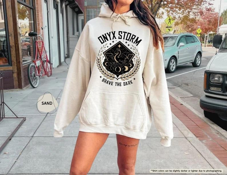 Onyx Storm Brave Dark Dragon Lover Fantasy Rider Fantasy Bookish Book Lover Sweat Fourth Wing T-Shirts, Hoodie, Sweatshirt